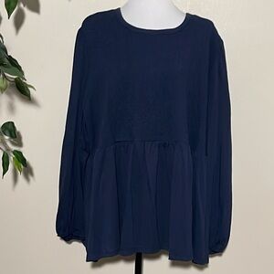 Terra & Sky long sleeved smocked top. Size 4X